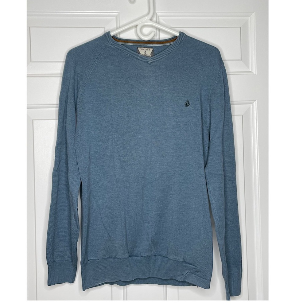 Mens Volcom sweater, size Large